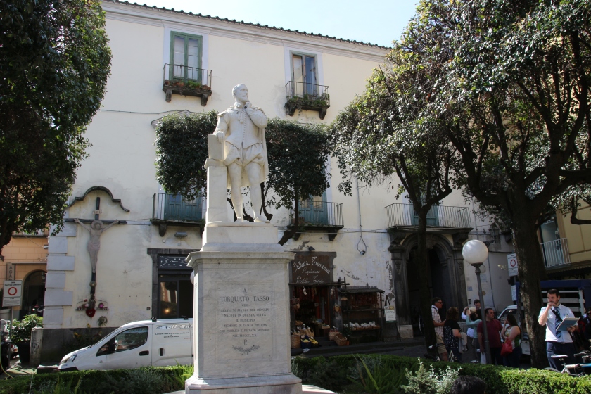 Statue in Sorrento, Italy